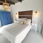 Aura Villa *