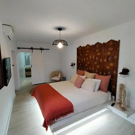 Villa Aura *
