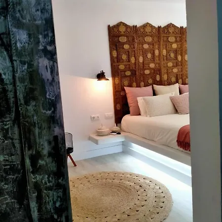 Aura Villa